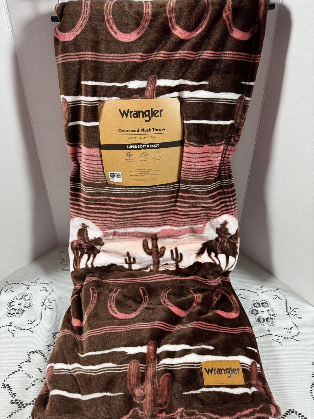 Wrangler Oversized Ultra Plush Throw Blanket Cowboy Cactus Desert Horseshoe